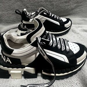 Dolce & Gabbana super king low top sneakers size 37 pre owned.